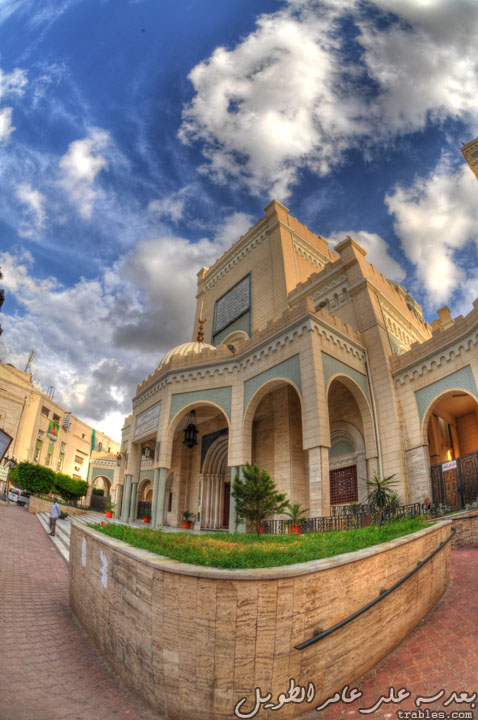 جامع جمال عبدالناصر الواقع بميدان الجزائر
